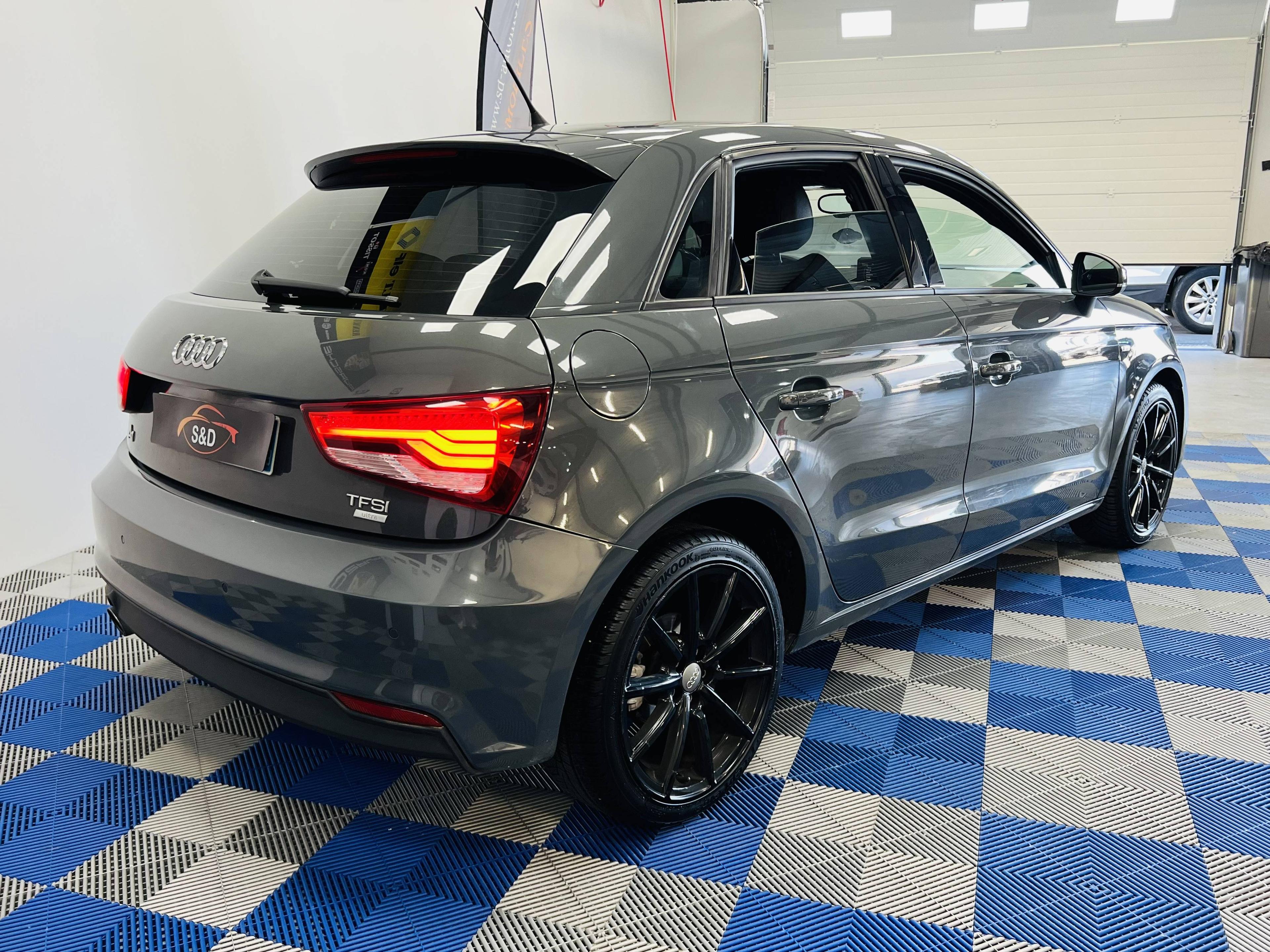 AUDI A1