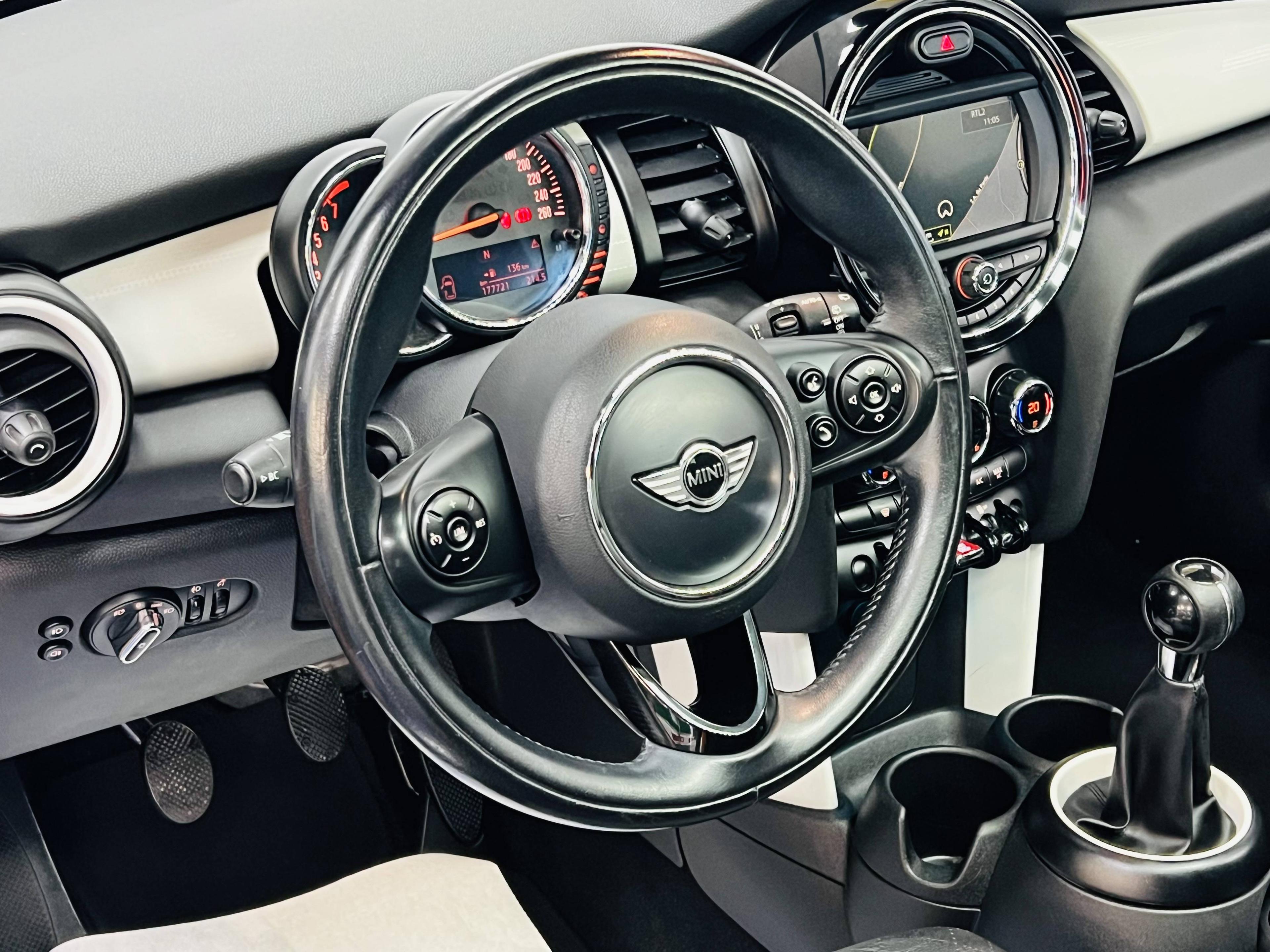 MINI MINI
