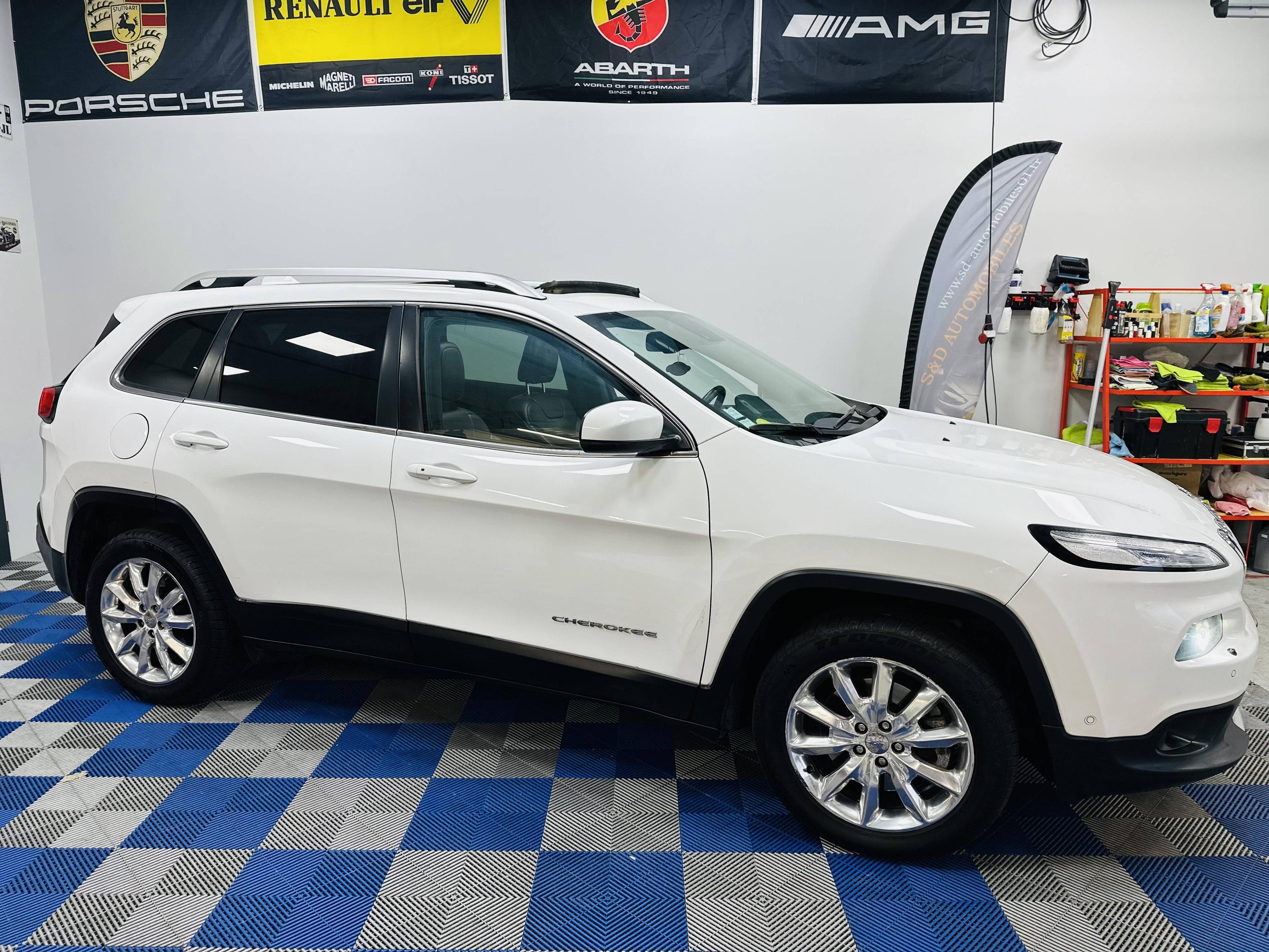 JEEP CHEROKEE