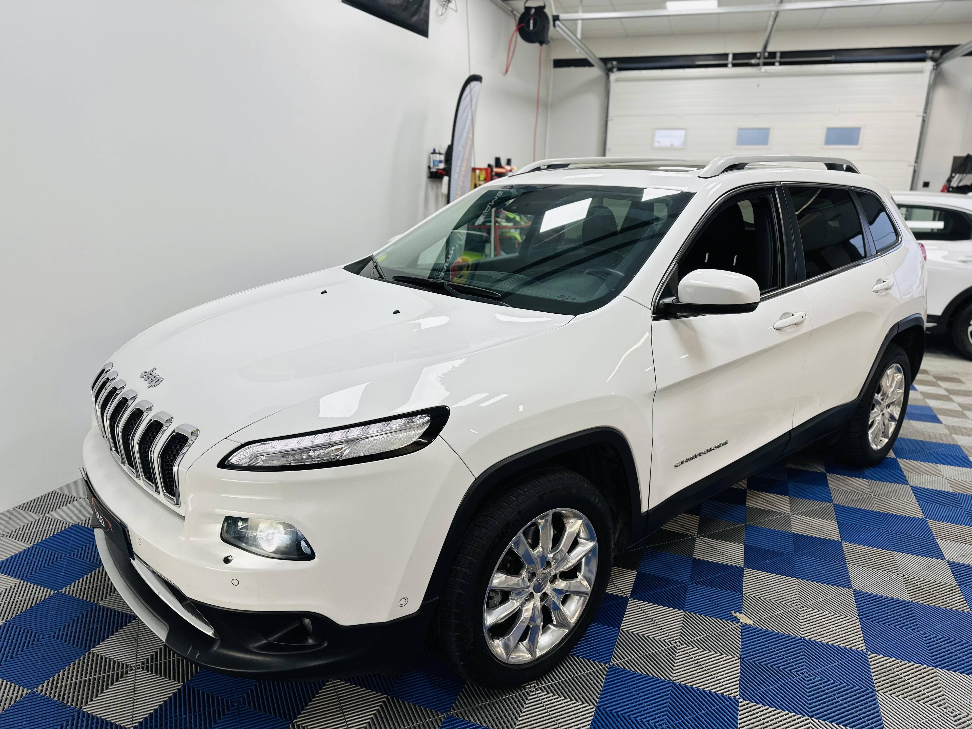 JEEP CHEROKEE