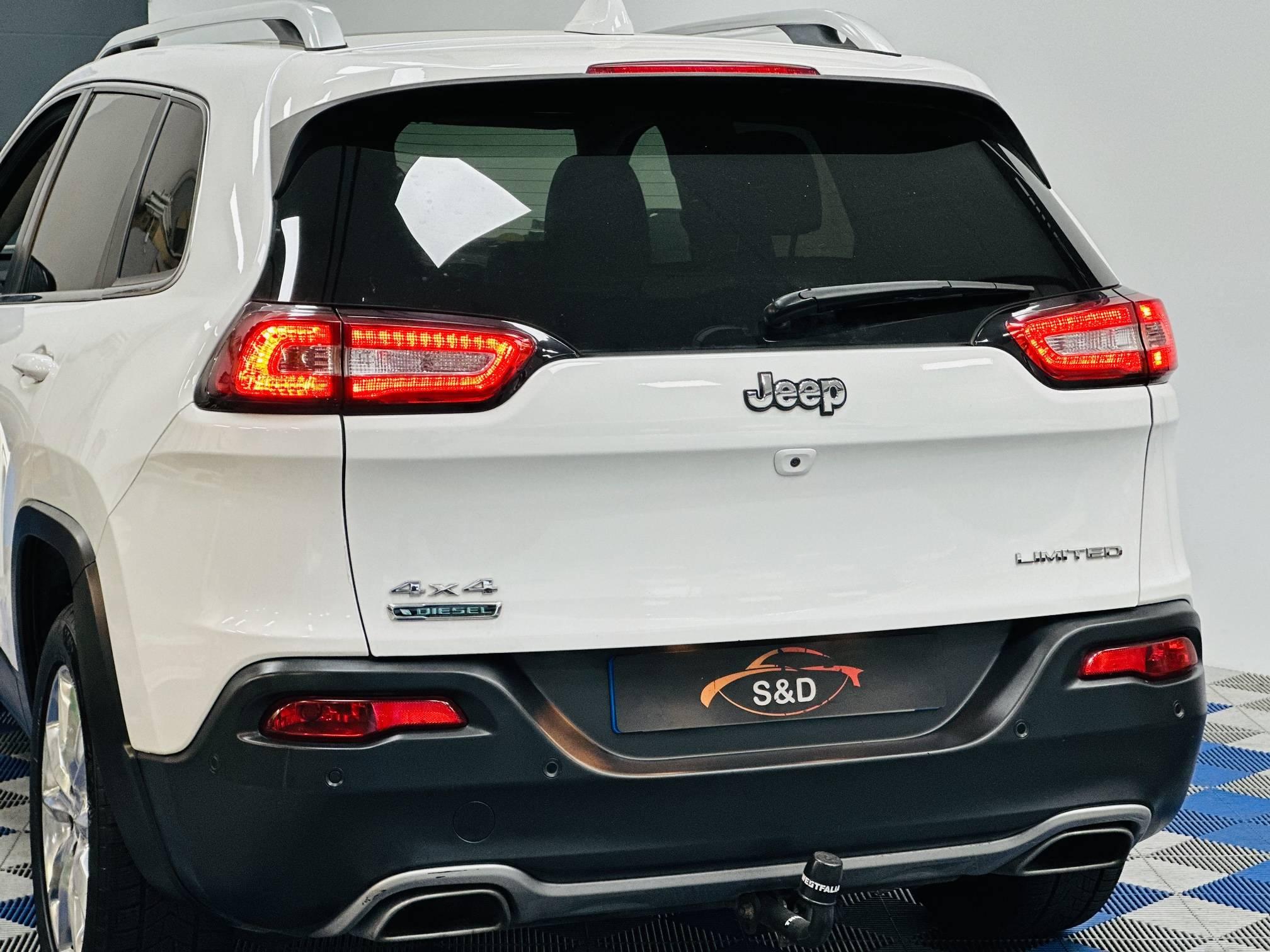 JEEP CHEROKEE