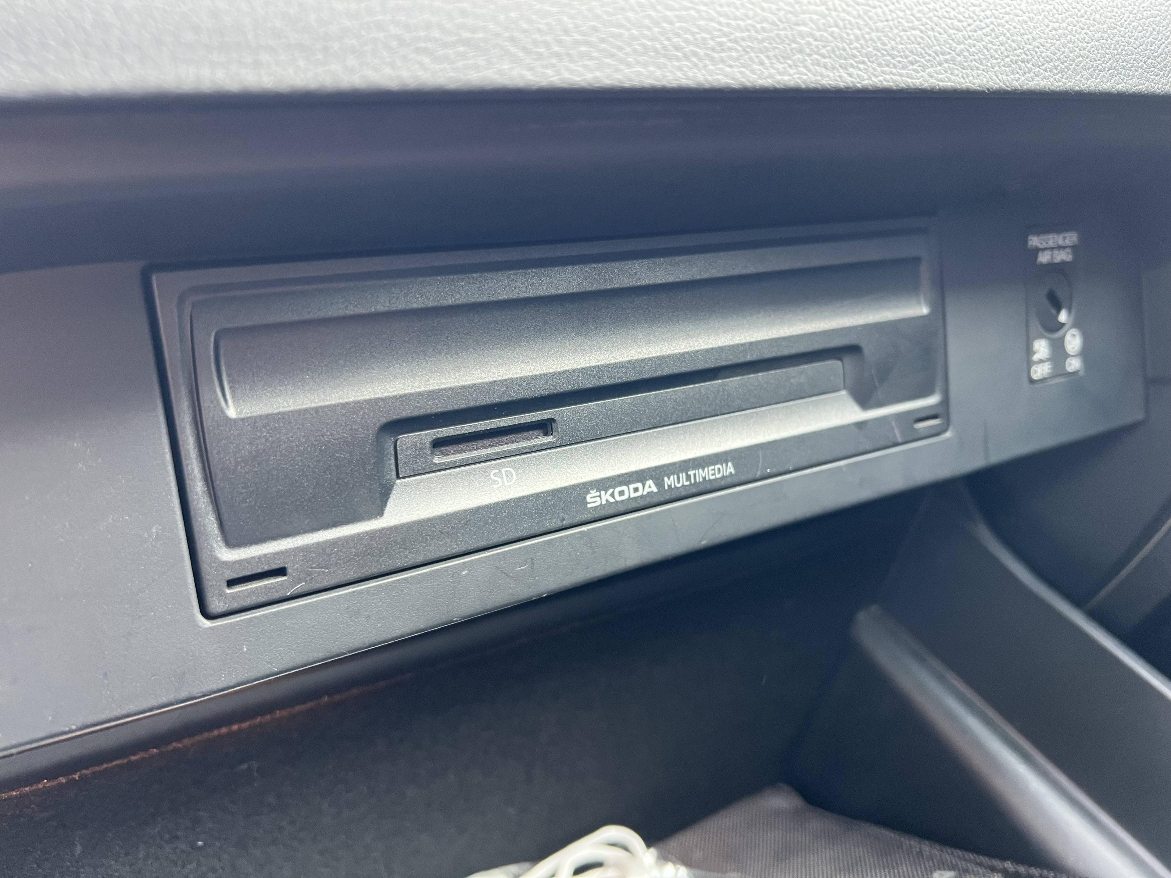 SKODA OCTAVIA