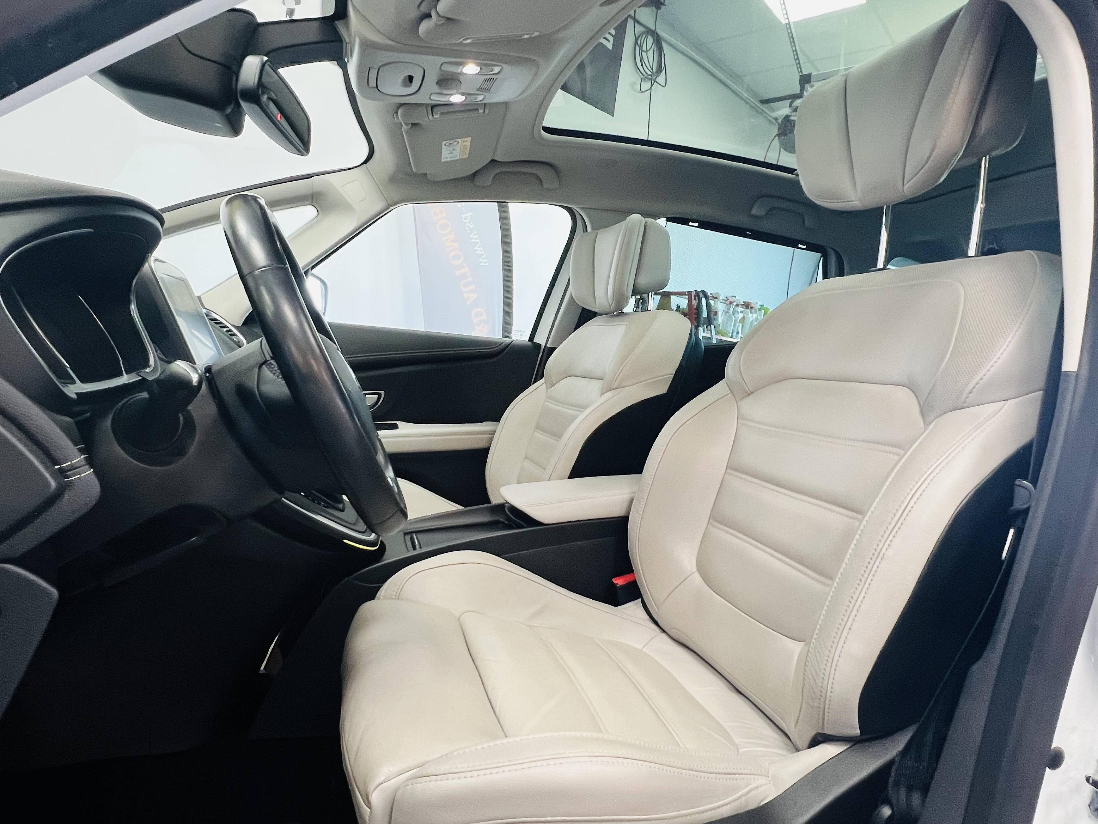 RENAULT SCENIC