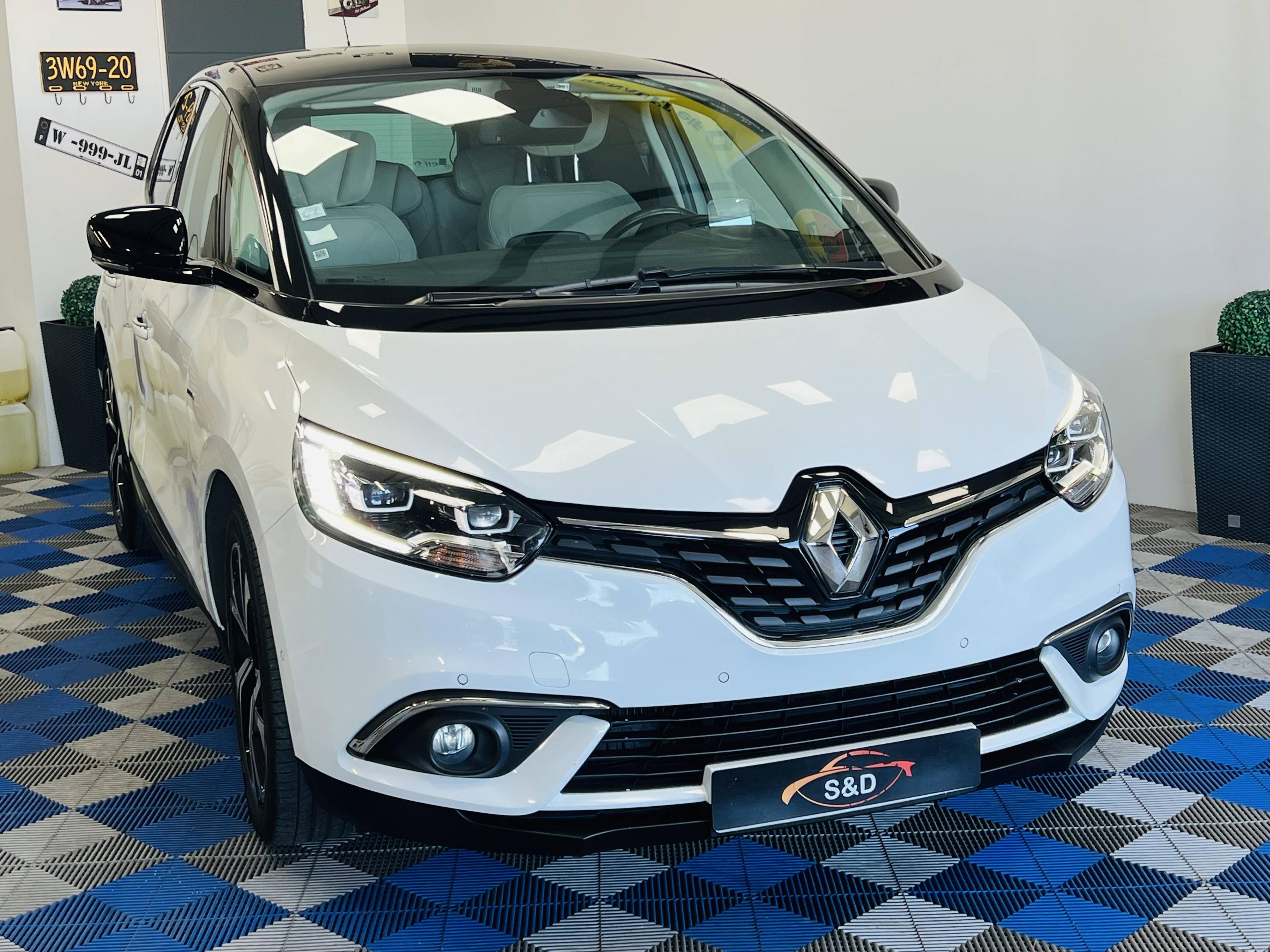 RENAULT SCENIC