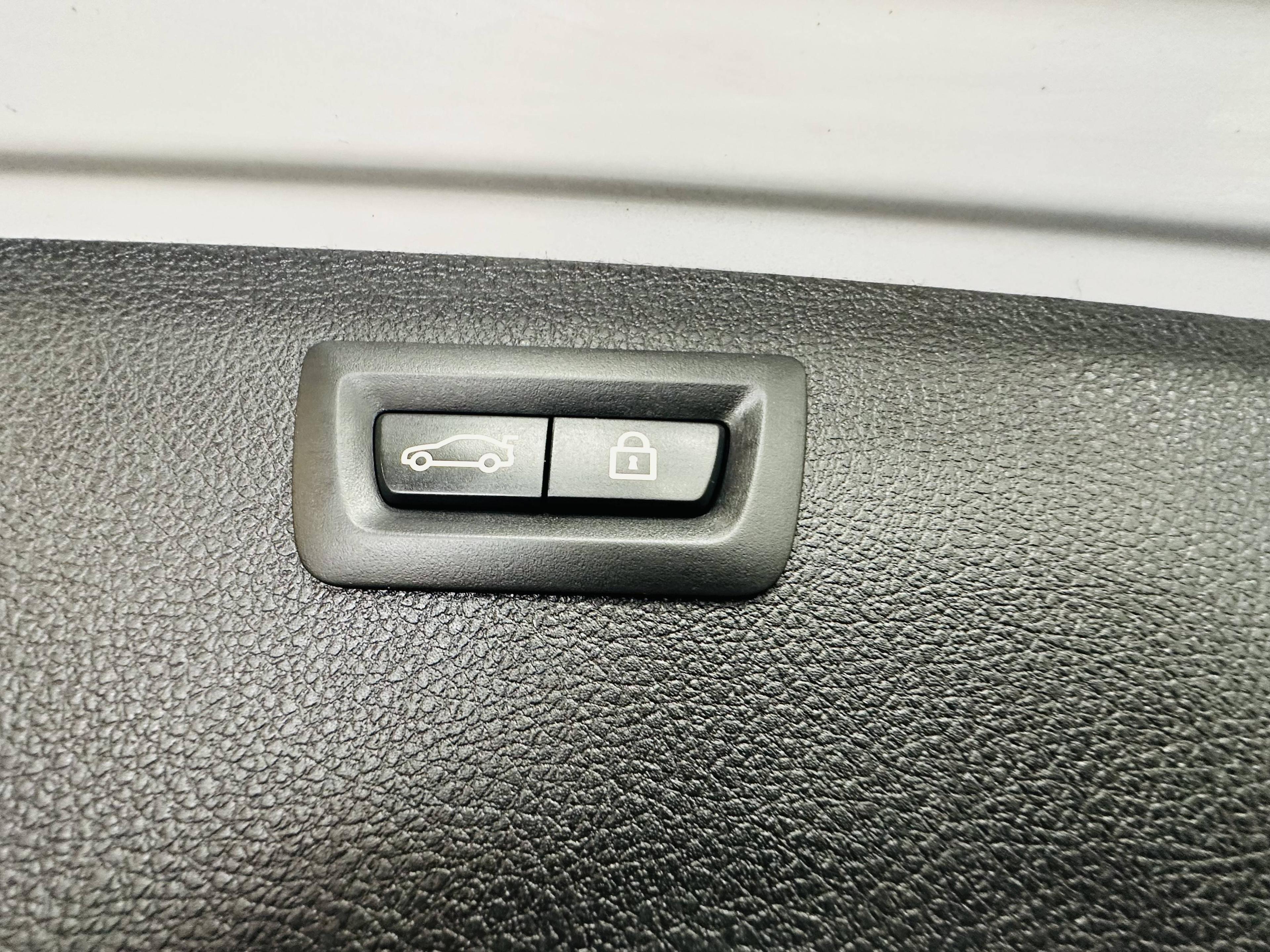 BMW SÉRIE 3