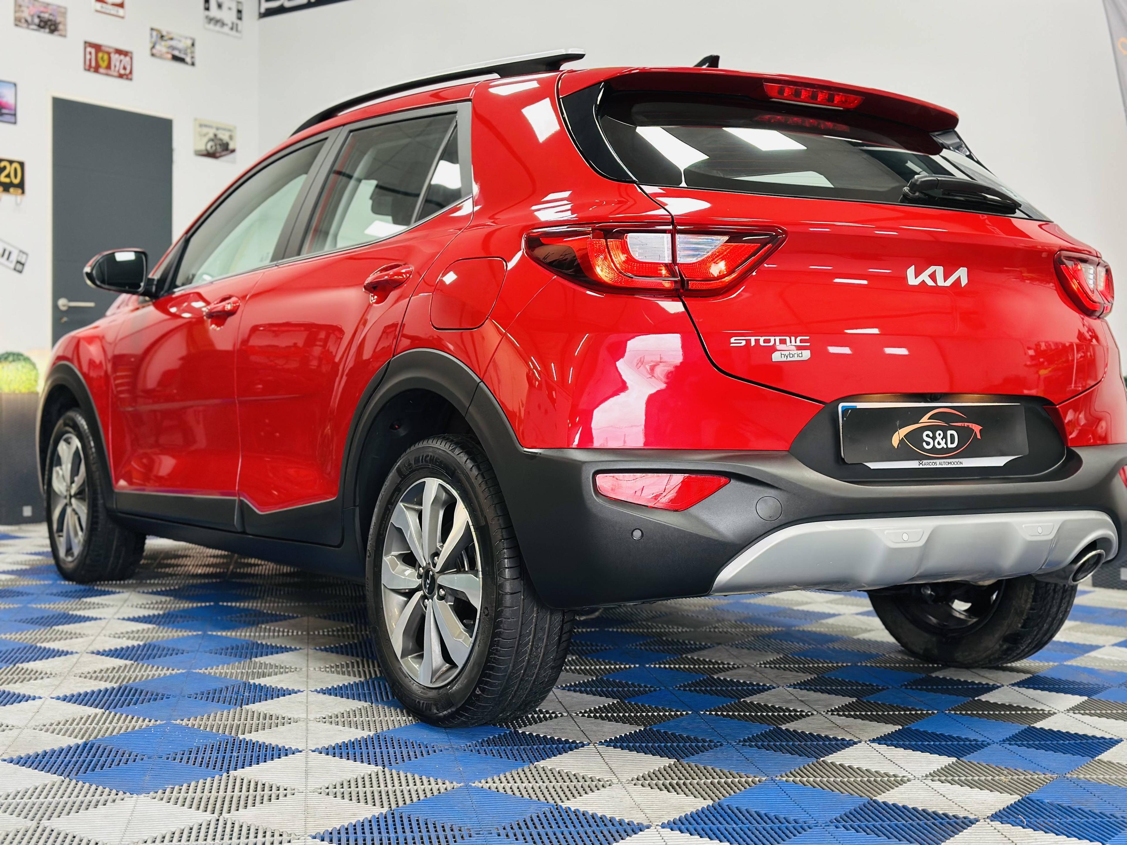 KIA STONIC