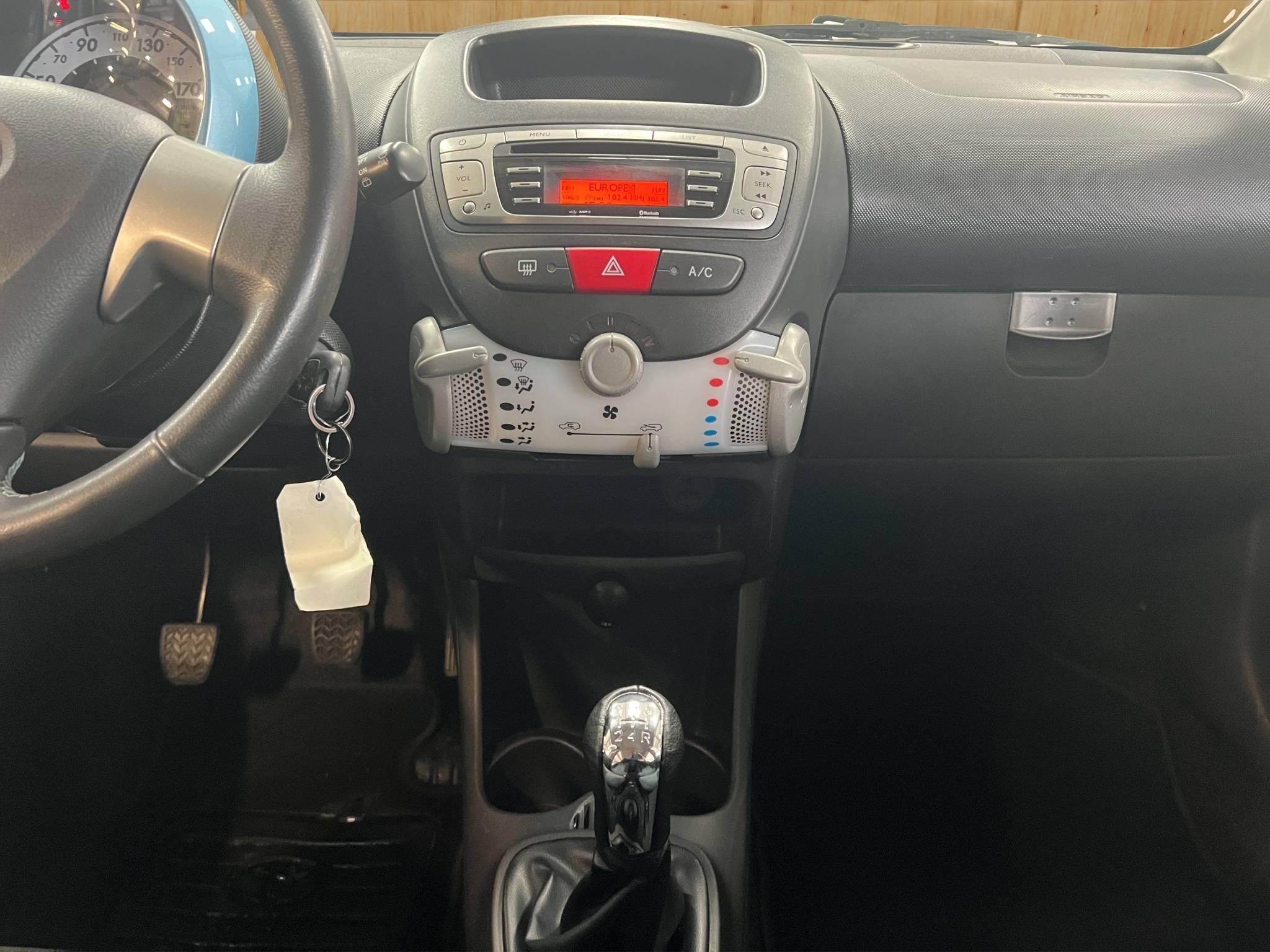 TOYOTA AYGO