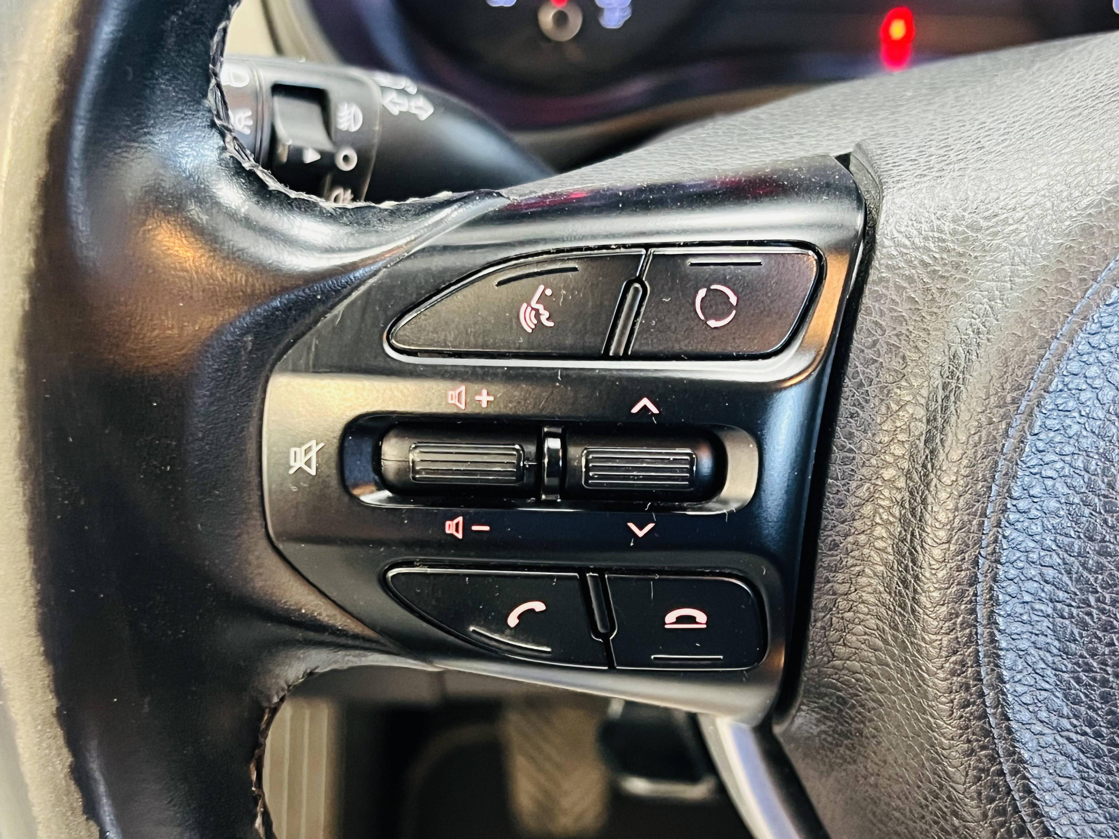 KIA STONIC