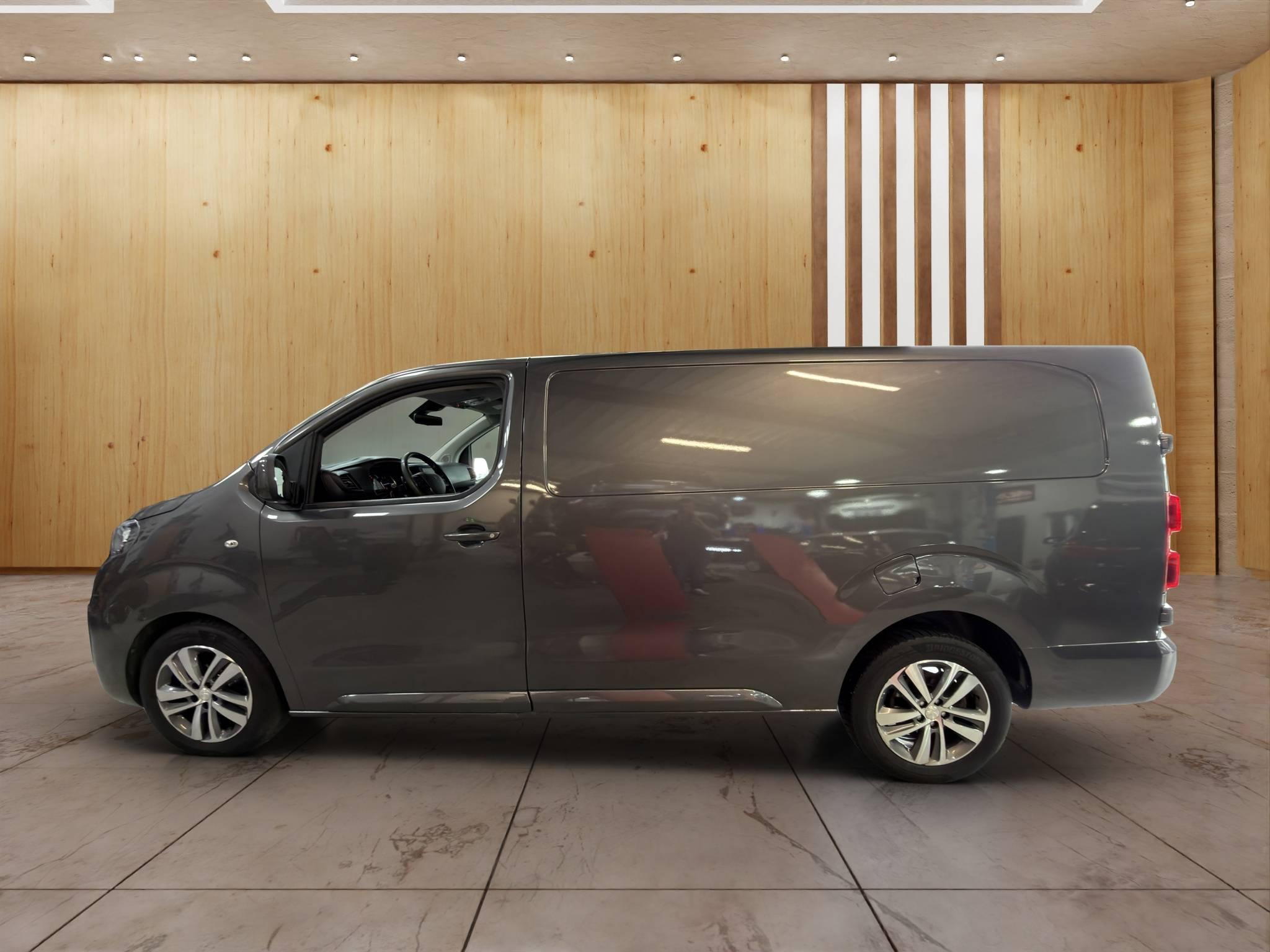 PEUGEOT EXPERT
