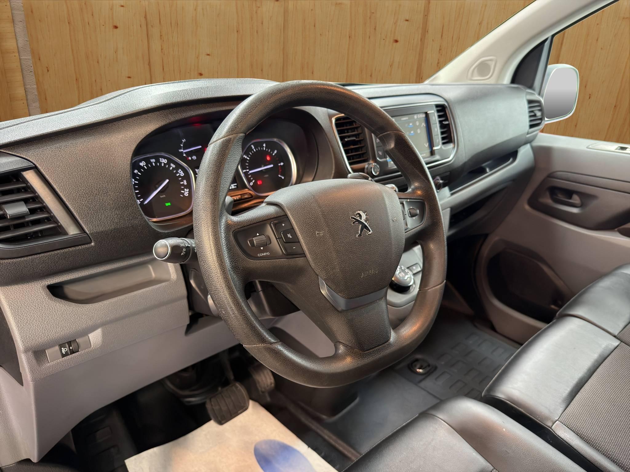 PEUGEOT EXPERT