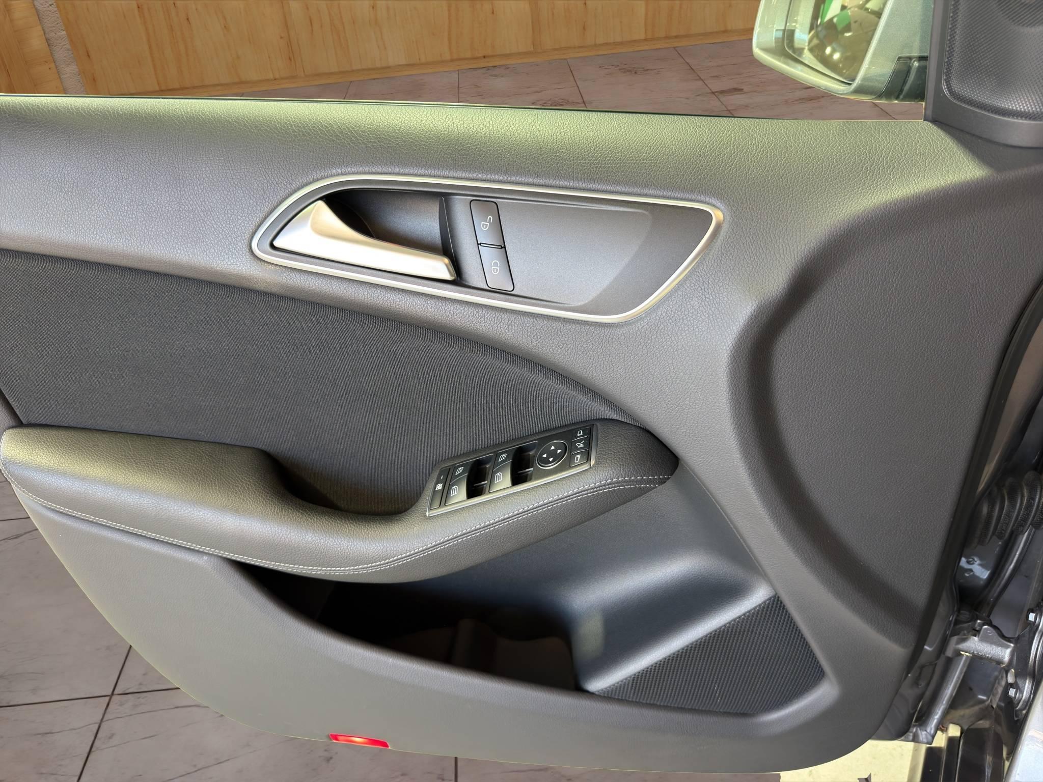 MERCEDES-BENZ CLASSE B